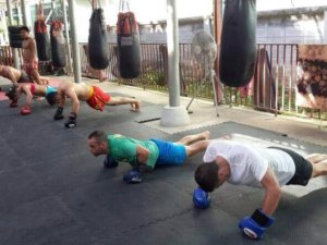 обучение тайскому боксу на Пхукете и фитнес